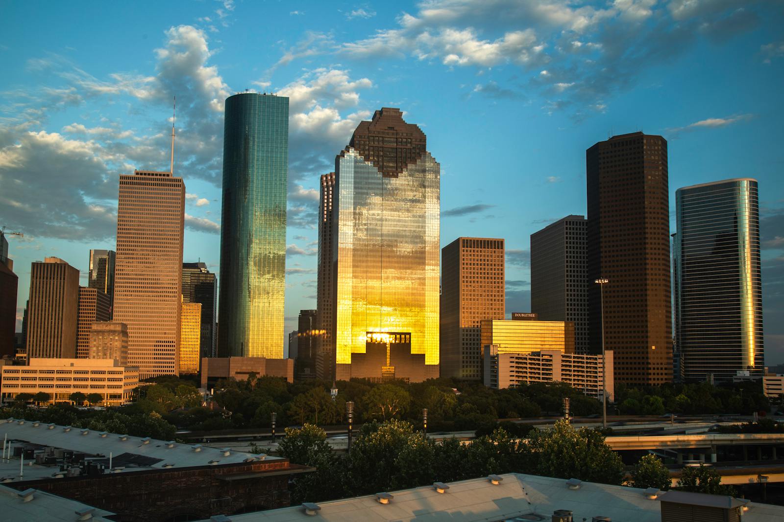 Private health insurance Texas PPO plan guide — Texas skyline